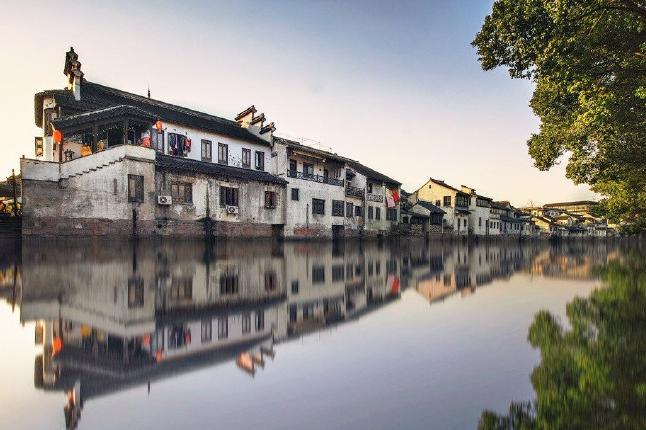 彩钢瓦下雨太吵用什么隔音好